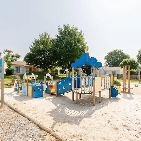 29 - Le Coucou - Village Holiday home